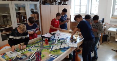 ….nur noch 7 Wochen bis zum FLL Wettbewerb…. ….nur noch 7 Wochen bis zum FLL Wettbewerb….